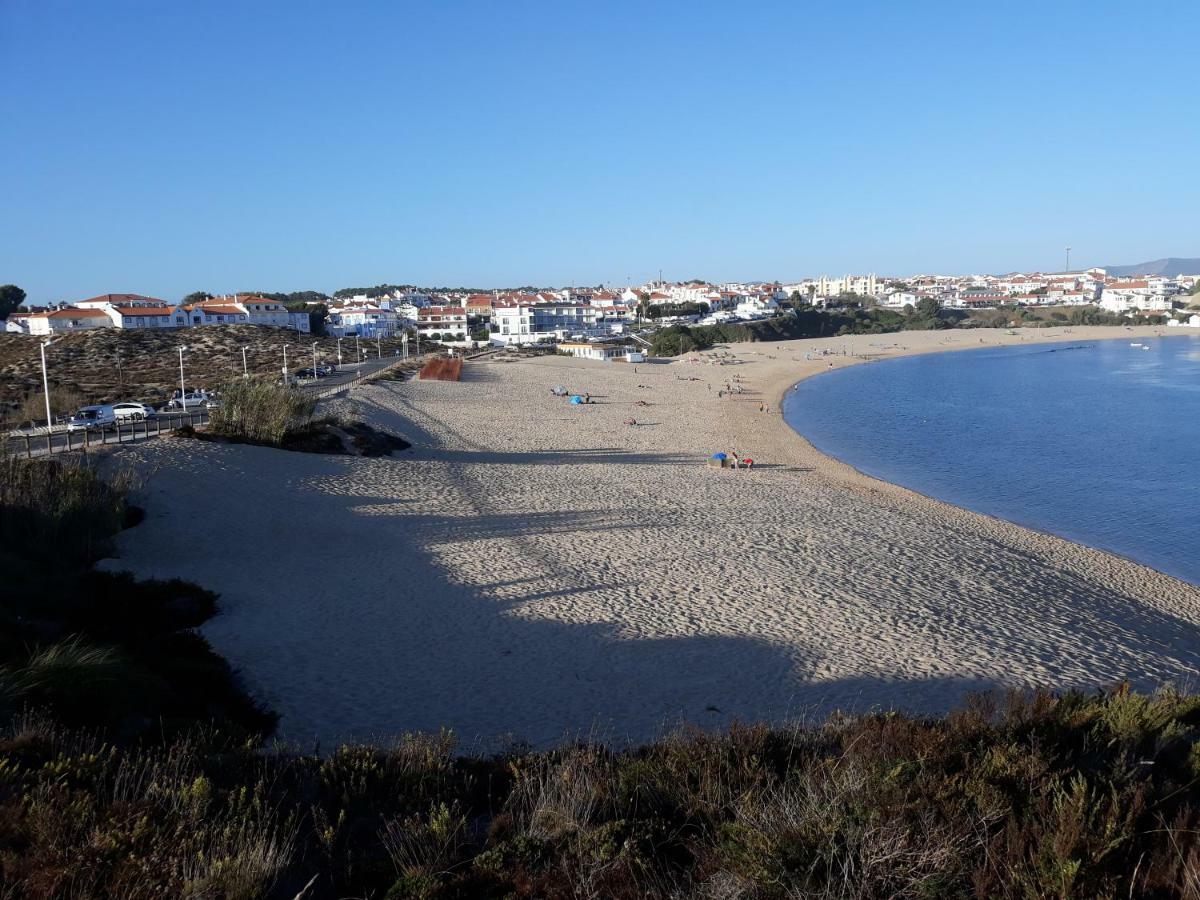 Vivenda Campos, vista Mar em remodelação total Vila Nova de Milfontes Exterior foto